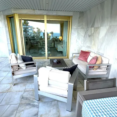 Evans Realty Bw Puerto Banus Parking & Gym