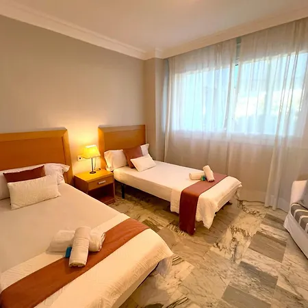 Evans Realty Bw Puerto Banus Parking & Gym Apartment Marbella