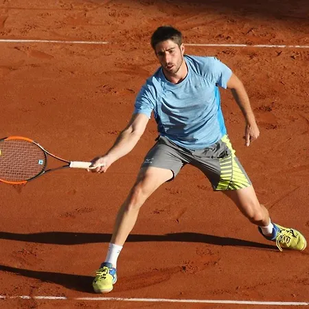 Evans Realty Bw Puerto Banus Parking & Gym *