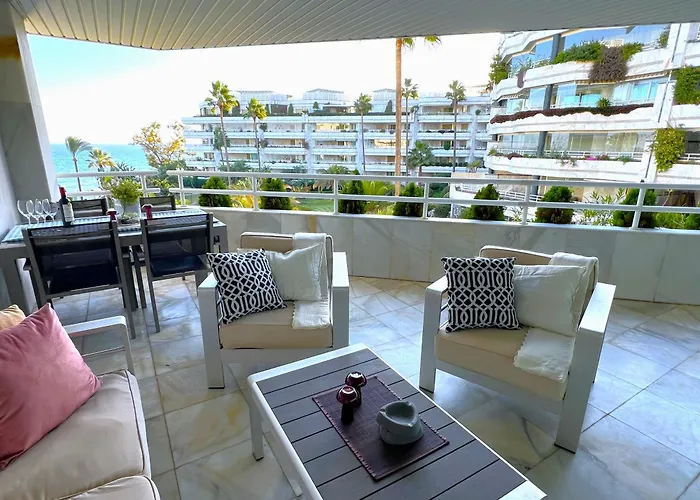 Evans Realty Bw Puerto Banus Parking & Gym *