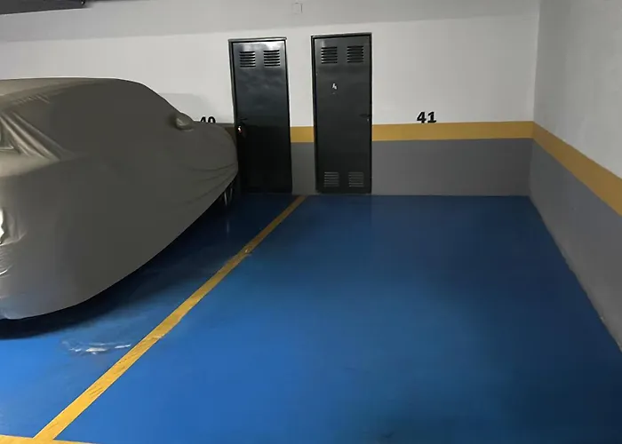 Evans Realty Bw Puerto Banus Parking & Gym