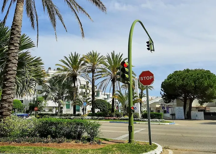 Evans Realty Bw Puerto Banus Parking & Gym