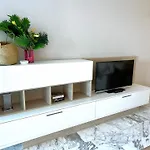 Evans Realty Bw Puerto Banus Parking & Gym * Marbella
