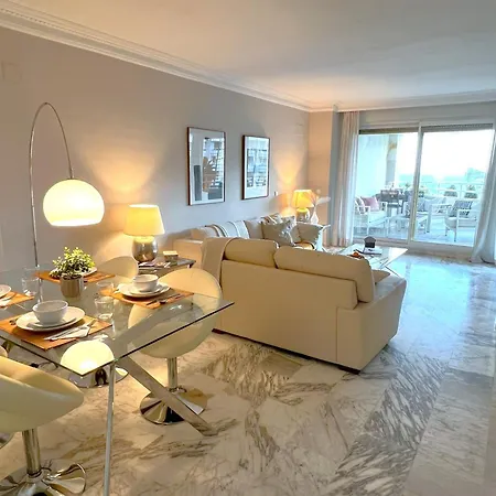 Evans Realty Bw Puerto Banus Parking & Gym * Марбелья