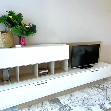 Evans Realty Bw Puerto Banus Parking & Gym * Марбелья