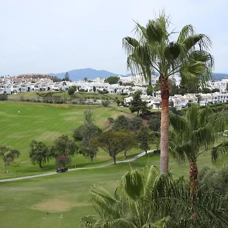 Evans Realty Bw Puerto Banus Parking & Gym * Марбелья