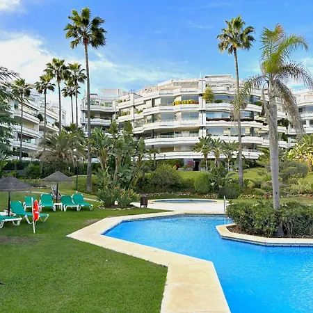 Апартаменты Evans Realty Bw Puerto Banus Parking & Gym